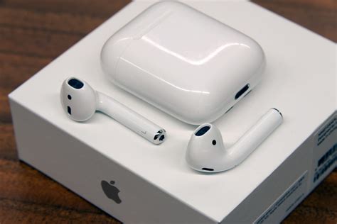 Will iPhone 12 come with AirPods?