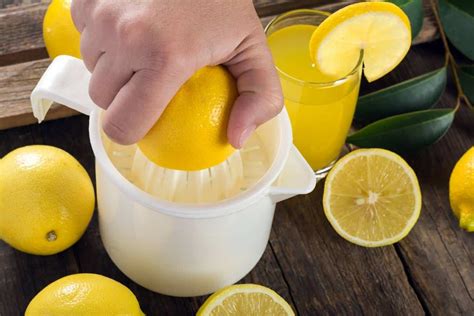 Will lemon juice remove hair dye?