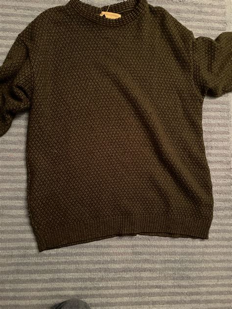 Will my sweater unravel if I cut it?