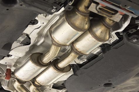 Will removing catalytic converter improve gas mileage?