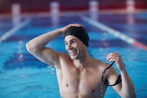 Will swimming build muscle?