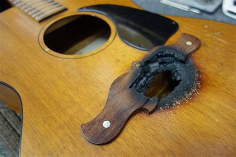 Will vinegar damage guitar finish?